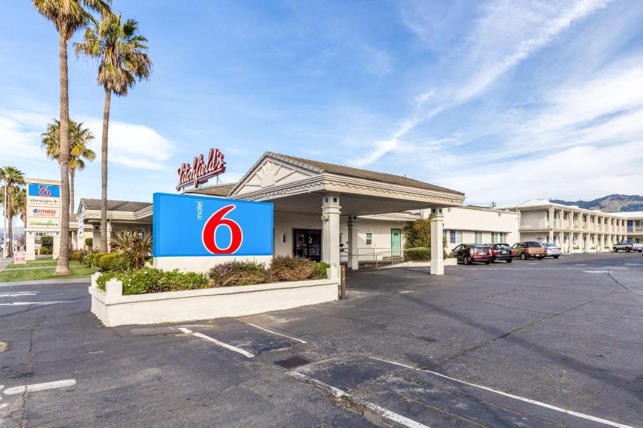 Motel 6 Σαν Ραφαέλ Εξωτερικό φωτογραφία